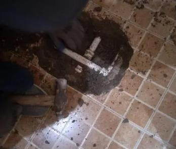 咸丰卫生间漏水维修公司为您分享下卫生间渗水如何处理及注意事项